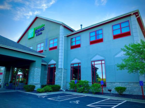 Гостиница Holiday Inn Express & Suites - Olathe North, an IHG Hotel  Олэт